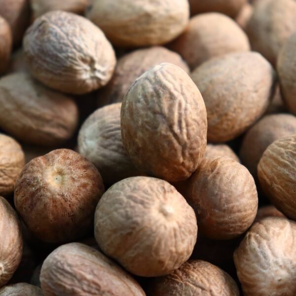 Nutmeg essential oil - Image 4