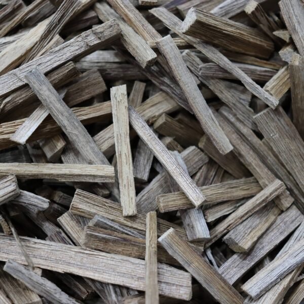 Agarwood essential oil - Image 4